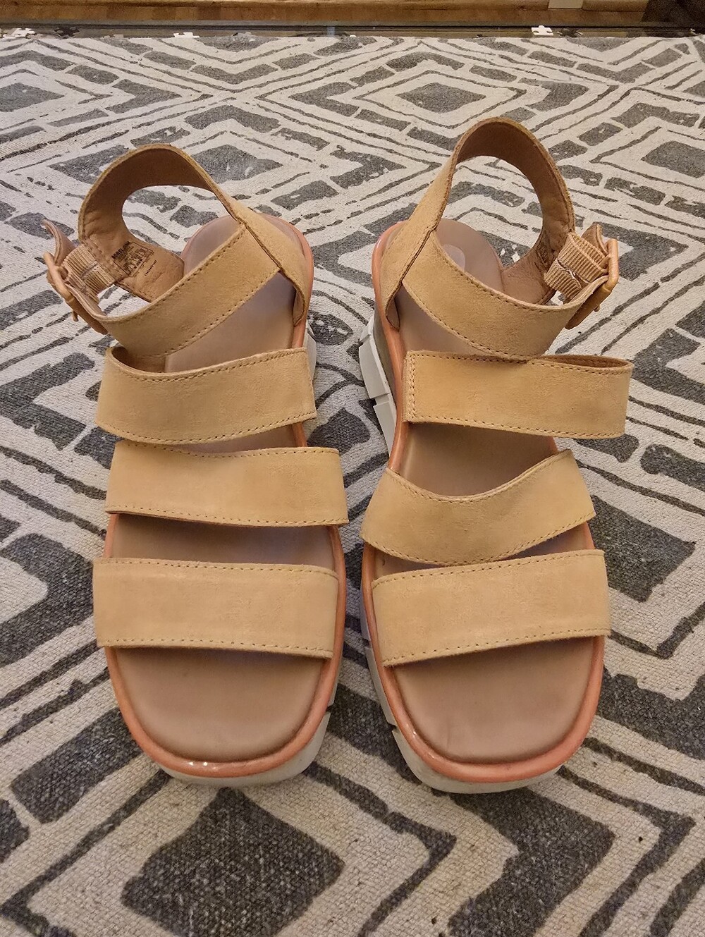 Sorel Tan Suede Strappy Platform Sandals w/Orange Trim, sz 8, Well Maintained